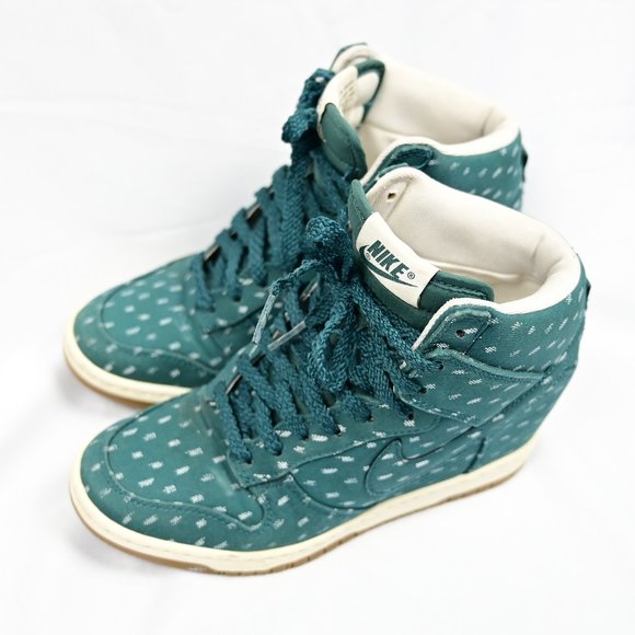 RARE🔥 Nike Dunk Sky Hi Green Gum Sneaker Wedge US 5.5 Women's - Picture 8 of 13